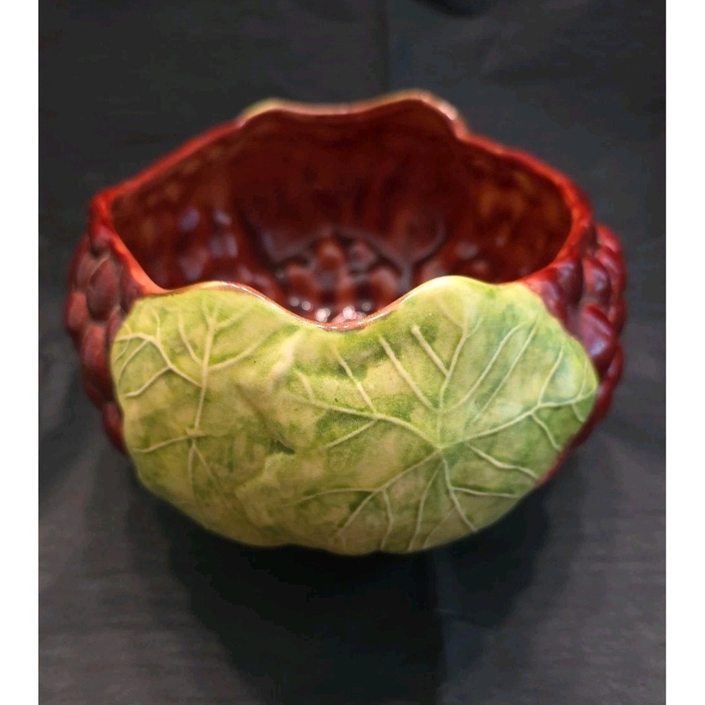 Vintage Majolica Ceramic Grape Cluster Bowl Made in Philippines Purple Leaf MCM - Picture 4 of 8